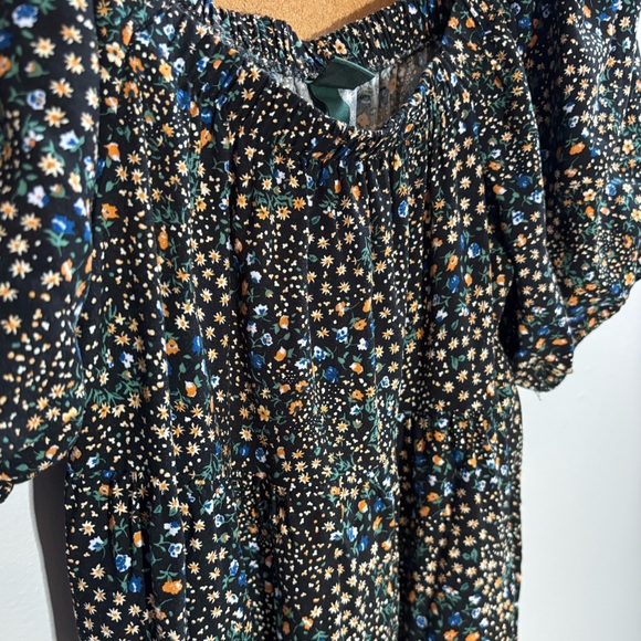 Spring Flower Dress - Picture 2 of 4